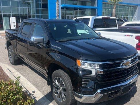 Used 2023 Chevrolet Silverado 1500 LT image 6