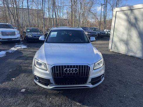 Used 2013 Audi Q5 3.0T Prestige w/ Prestige Pkg image 2