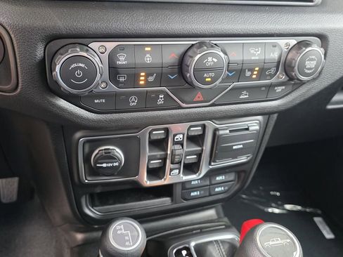 New 2026 Jeep Gladiator Sport image 23