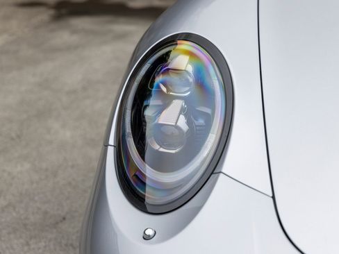 Certified 2017 Porsche 911 Carrera 4S image 14