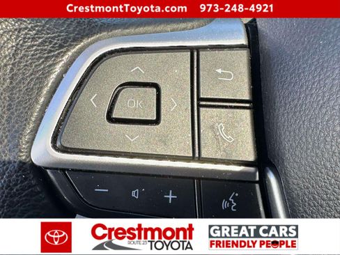 Certified 2023 Toyota Sienna XLE image 17