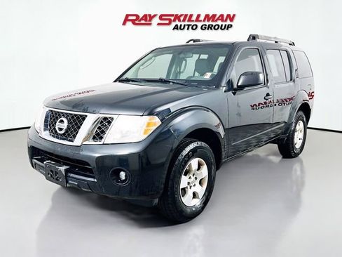 Used 2012 Nissan Pathfinder S image 3