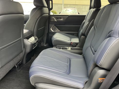 Certified 2026 INFINITI QX80 4WD image 17