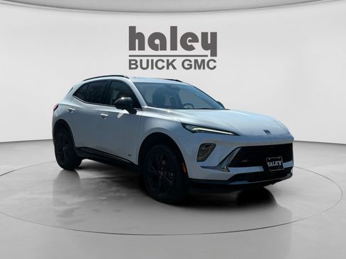 New 2025 Buick Envision Sport Touring image 7