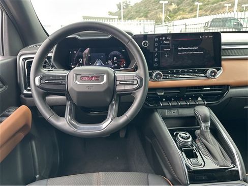 New 2025 GMC Canyon AT4 image 8