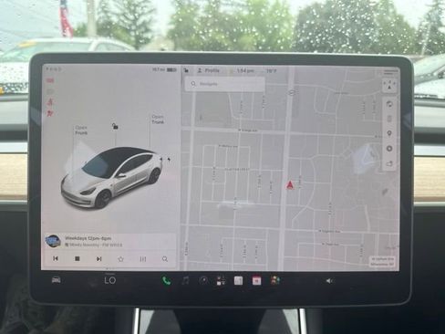 Used 2020 Tesla Model 3 Long Range AWD/4WD image 26