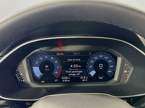 Certified 2025 Audi Q3 2.0T Premium w/ Convenience Package image 15