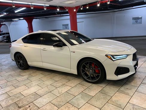 Used 2023 Acura TLX Type S image 9