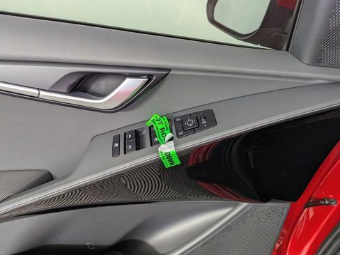 New 2025 Kia Niro EX w/ EX Cold Weather Package image 18