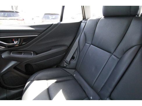 Used 2024 Subaru Outback Touring AWD/4WD image 11