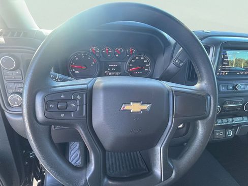 Certified 2025 Chevrolet Silverado 2500 Custom w/ Custom Value Package image 17