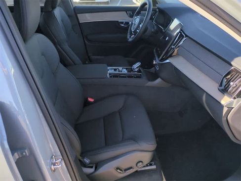 New 2026 Volvo XC90 B6 Plus w/ Protection Package Premier image 14