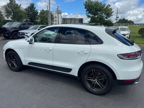 Used 2021 Porsche Macan AWD/4WD image 22