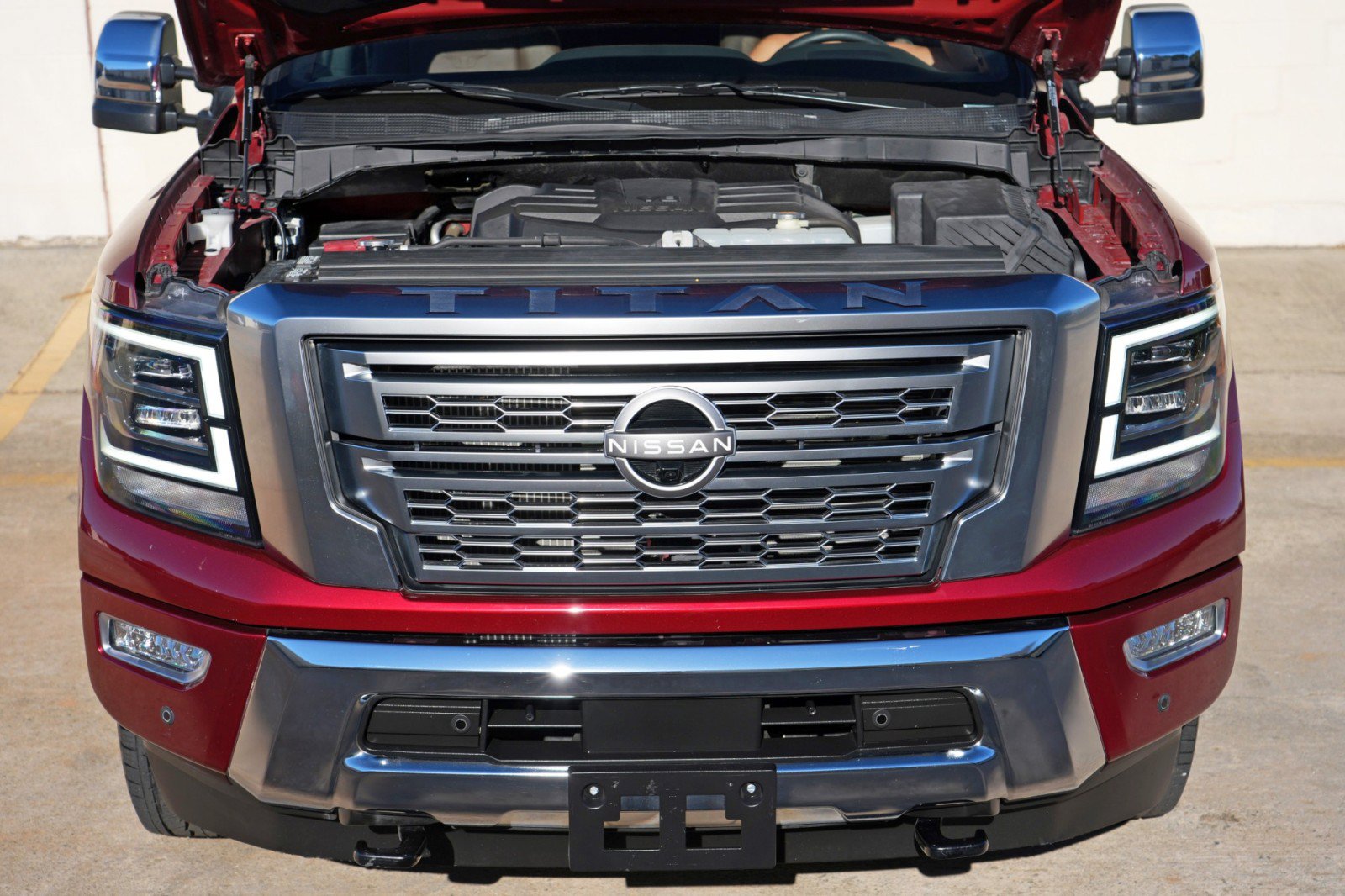 Used 2023 Nissan Titan Platinum Reserve w/ Moonroof Package AWD/4WD image 8