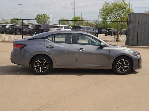 Certified 2024 Nissan Sentra SV image 4