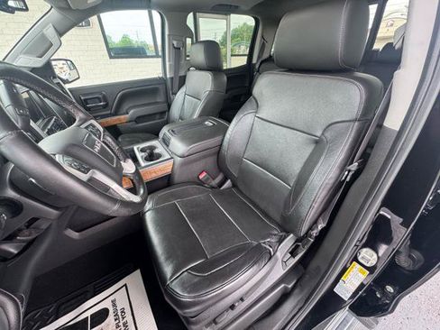 Used 2014 GMC Sierra 1500 SLT w/ SLT Crew Cab Value Package AWD/4WD image 10