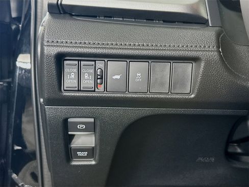 Certified 2026 Honda Odyssey EX-L image 11