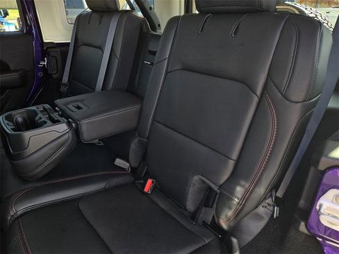 New 2026 Jeep Wrangler Unlimited Rubicon image 13