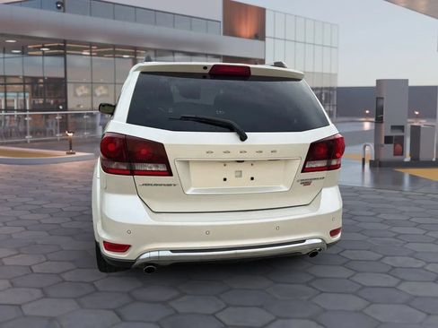 Used 2017 Dodge Journey Crossroad w/ Popular Equipment Group FWD image 9