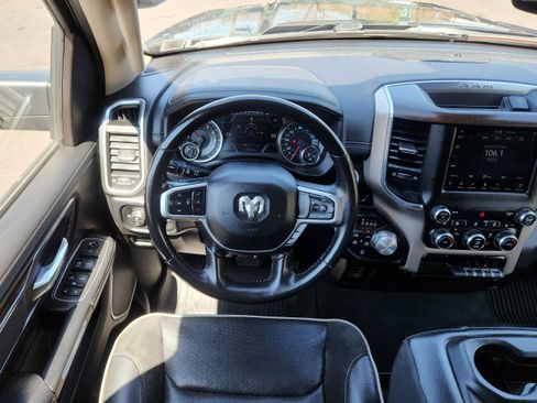 Used 2021 RAM 1500 Laramie AWD/4WD image 15