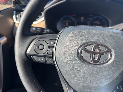Used 2024 Toyota RAV4 Limited image 18