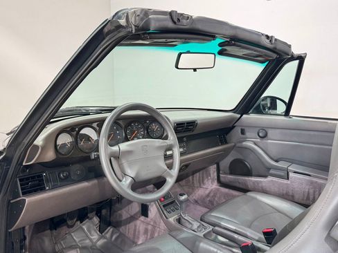 Used 1996 Porsche 911 Cabriolet image 33