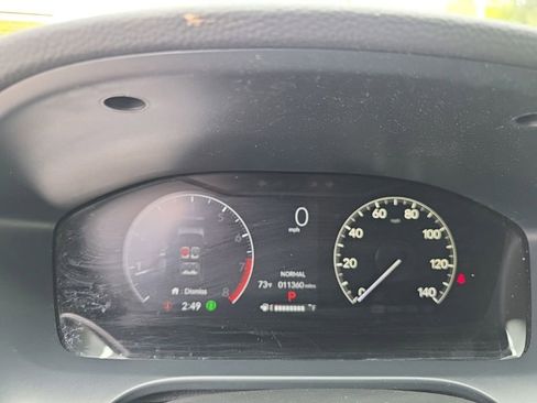 Certified 2025 Honda HR-V Sport image 13