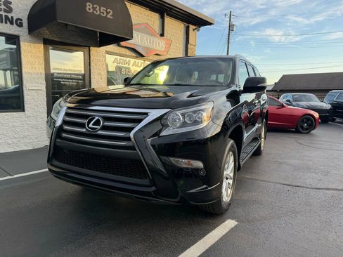 Used 2018 Lexus GX 460 image 1