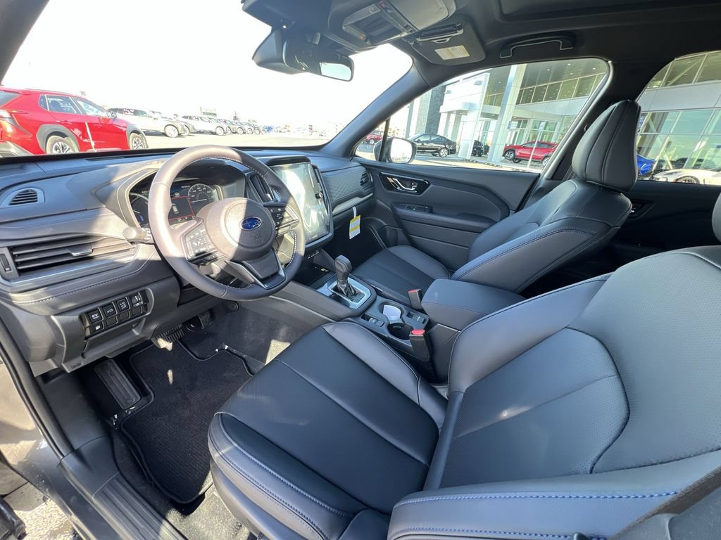Used 2025 Subaru Forester Limited AWD/4WD image 10