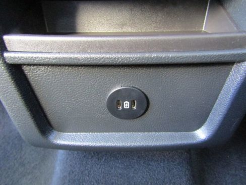 Used 2024 Ford Edge SE image 36