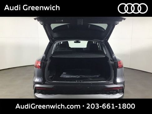 Used 2025 Audi Q5 Premium Plus w/ Premium Plus AWD/4WD image 23