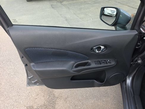 Used 2019 Nissan Versa Note SV FWD image 8