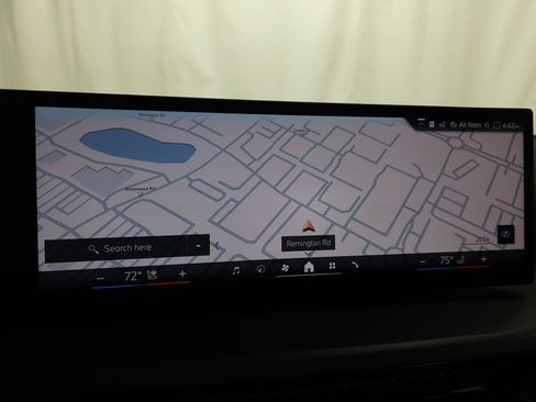 Certified 2025 BMW 230i xDrive Coupe w/ Convenience Package image 24