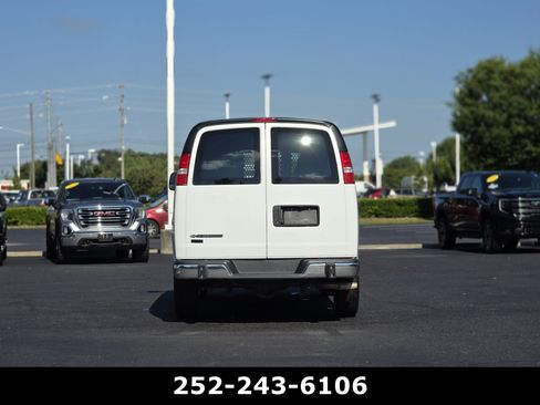Used 2025 Chevrolet Express 2500 w/ Driver Convenience Package RWD image 6