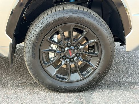 Certified 2026 Toyota Tundra Platinum w/ TRD Off-Road Package AWD/4WD image 11