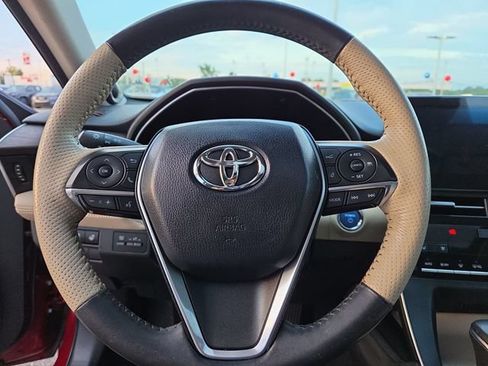 Used 2019 Toyota Avalon Limited FWD image 20