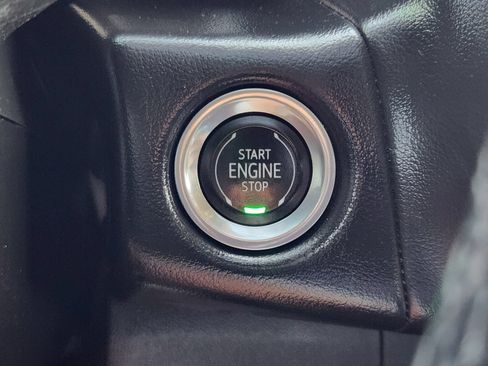 Used 2023 GMC Yukon SLT RWD image 24