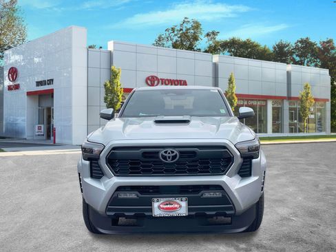New 2026 Toyota Tacoma Limited AWD/4WD image 2