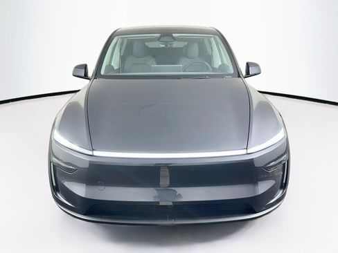 Used 2026 Tesla Model Y AWD image 2