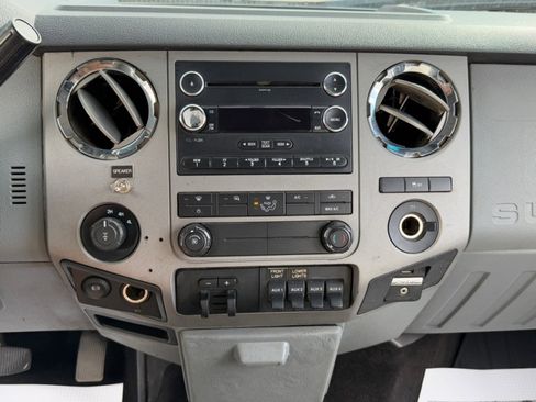 Used 2015 Ford F350 XLT w/ Snow Plow Prep Package image 20