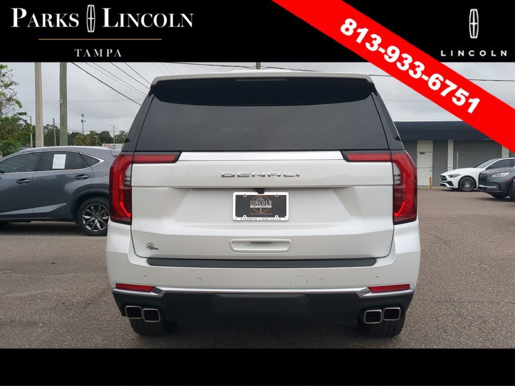 Used 2025 GMC Yukon XL Denali w/ Sun & Power Step Package RWD image 5
