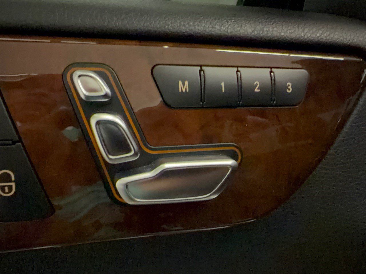 Used 2019 Mercedes-Benz GLS 550 4MATIC image 16