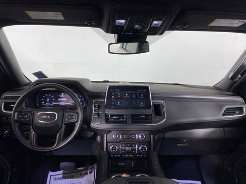 Used 2023 GMC Yukon XL AT4 w/ AT4 Premium Plus Package AWD/4WD image 18