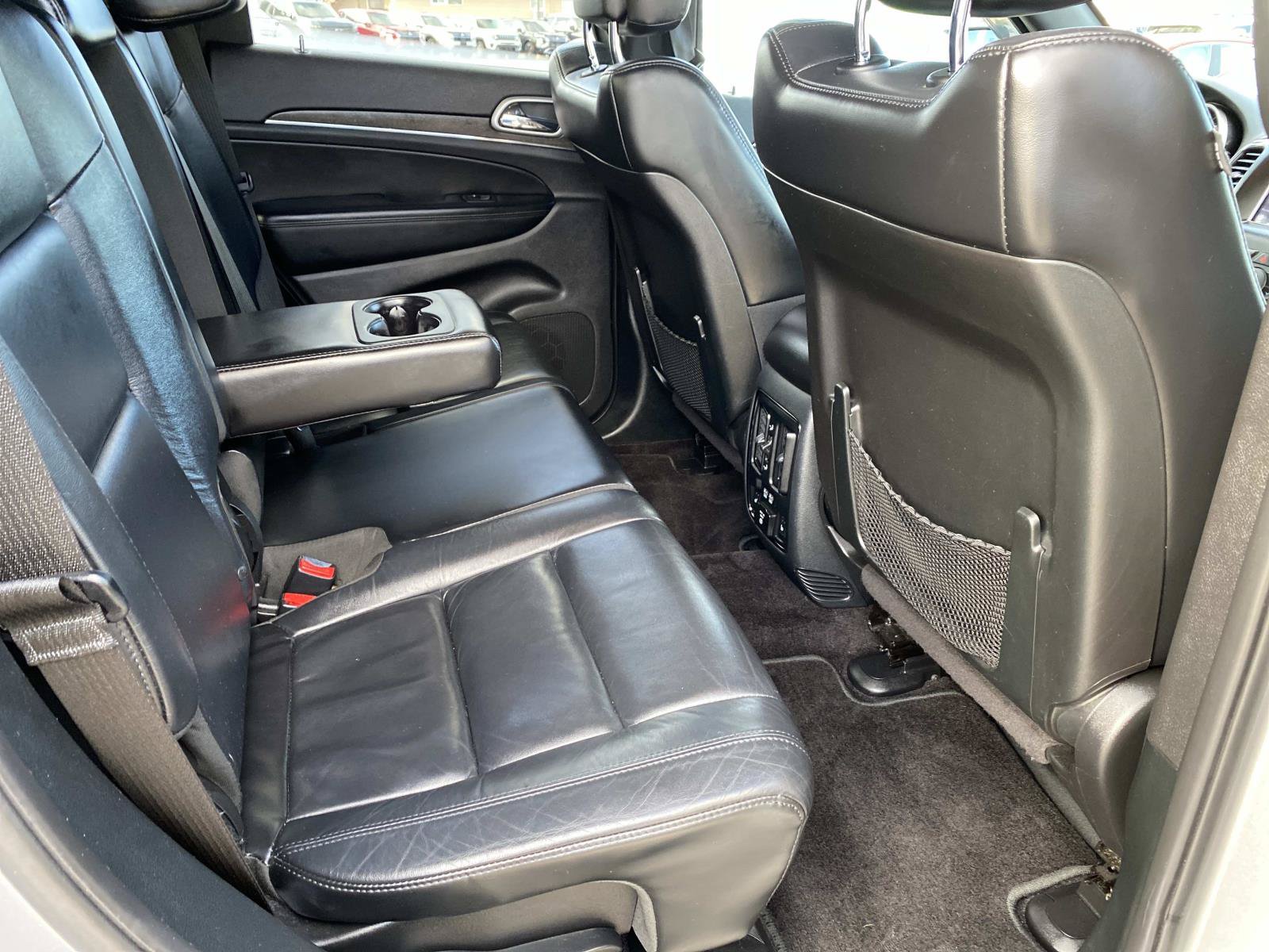 Used 2018 Jeep Grand Cherokee Limited AWD/4WD image 23