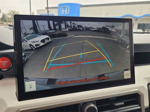 Used 2024 Toyota Tacoma TRD Sport image 19