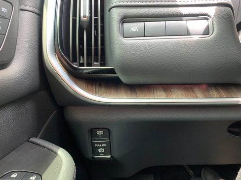 Used 2026 Nissan Armada Platinum RWD image 25