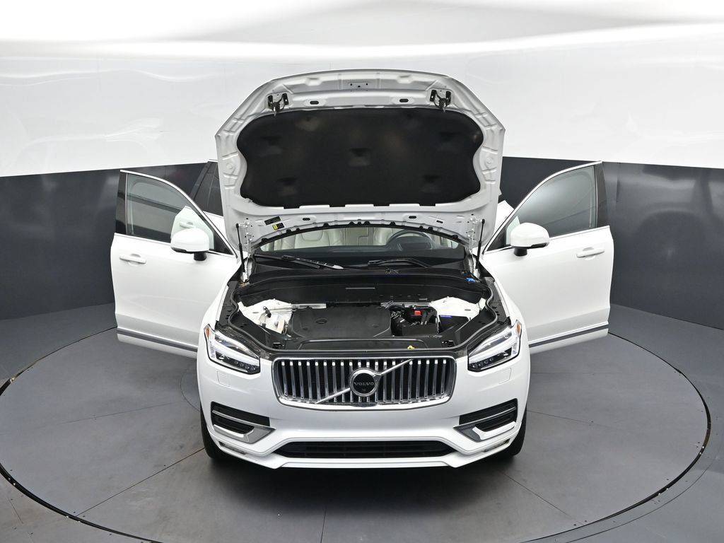 Used 2023 Volvo XC90 B6 Ultimate w/ Protection Package Premier AWD/4WD image 52