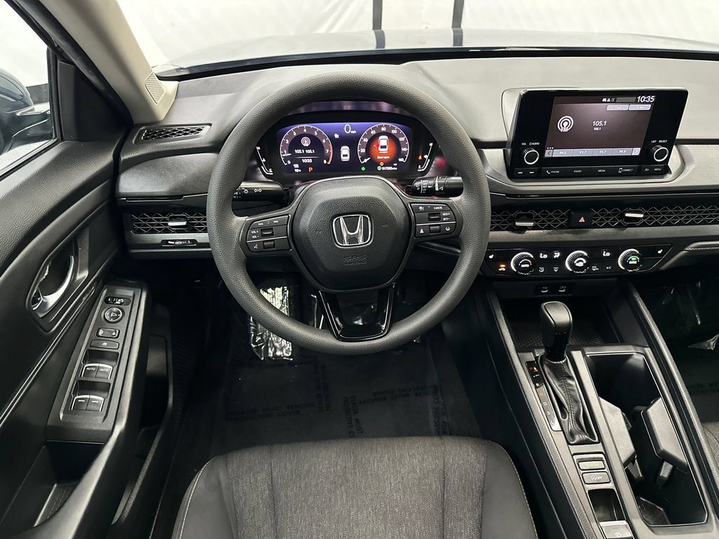Used 2024 Honda Accord EX image 23