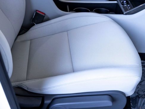 New 2025 Hyundai Kona SEL FWD image 28