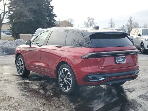 New 2026 Lincoln Nautilus Reserve image 3